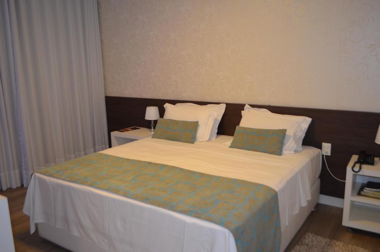 Hz Hotel 파투스 지 미나스 외부 사진
